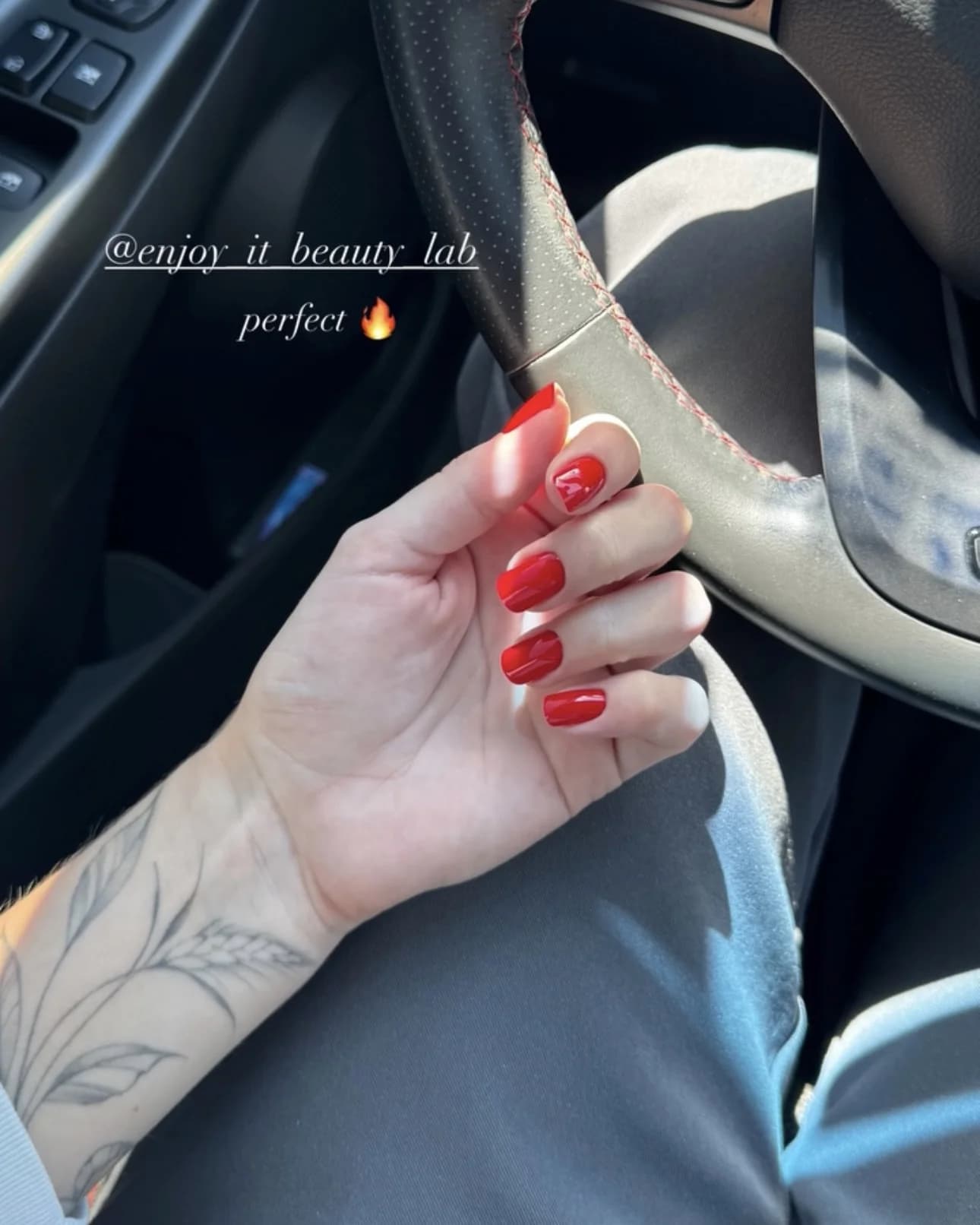 Nails · Enjoy It Beauty Lab · 3